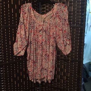 New with tags blouse   Elian’s Rose